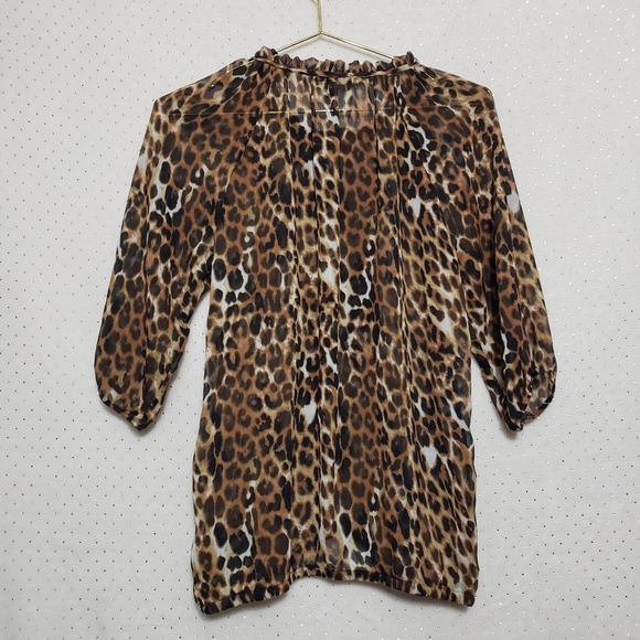 Leopard Print Ruffle Front Blouse * NWOT * Sz Small * - Picture 2 of 7